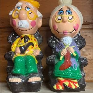 VINTAGE GRANDMA AND GRANDPA BANKS